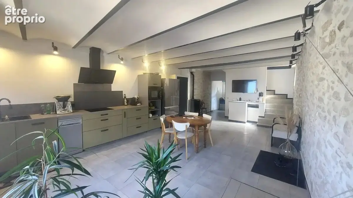 Maison 84 m² à Saint-Jean-De-Maruejols-Et-Avejan  - photo 4
