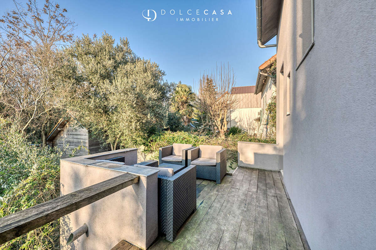 Maison à LE PERREUX-SUR-MARNE