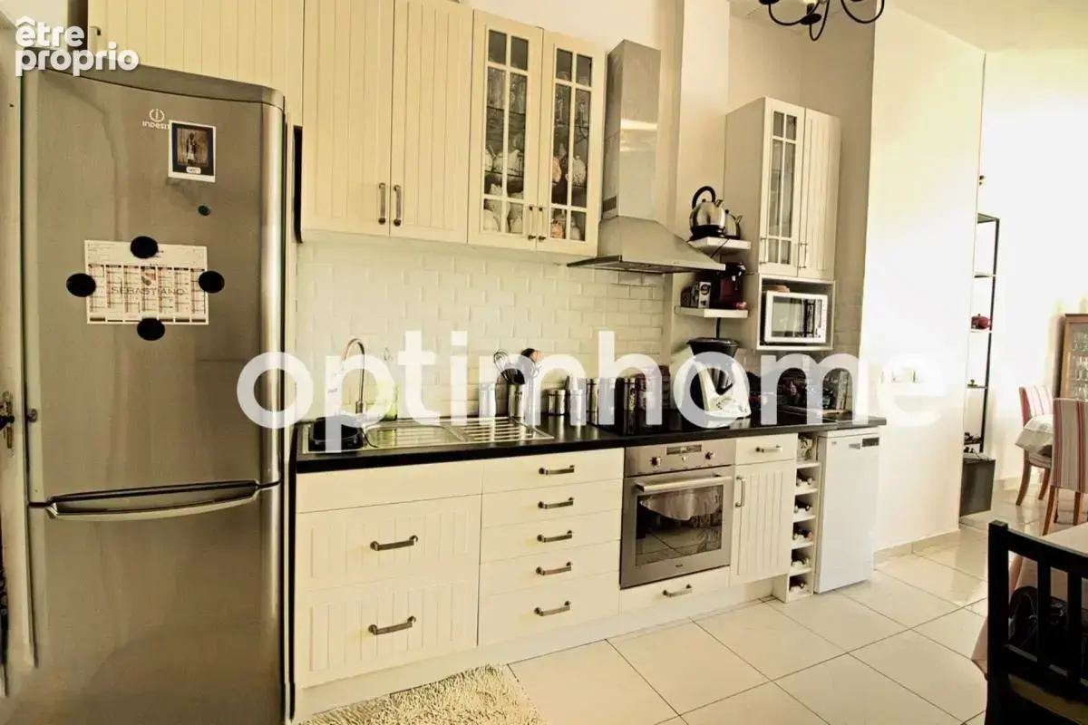 Appartement 2 pièces avec un petit jardin - CHAMPAGNE SUR SEINE (77) - photo 4