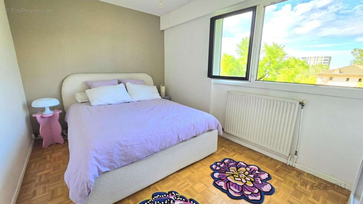 Appartement à MARSEILLE-11E