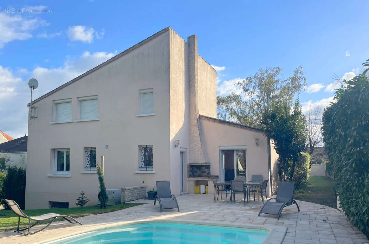 Autre à CHATELLERAULT