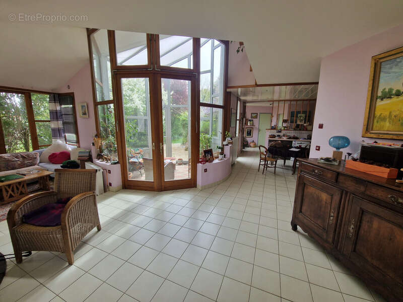 Maison à TONNAY-CHARENTE