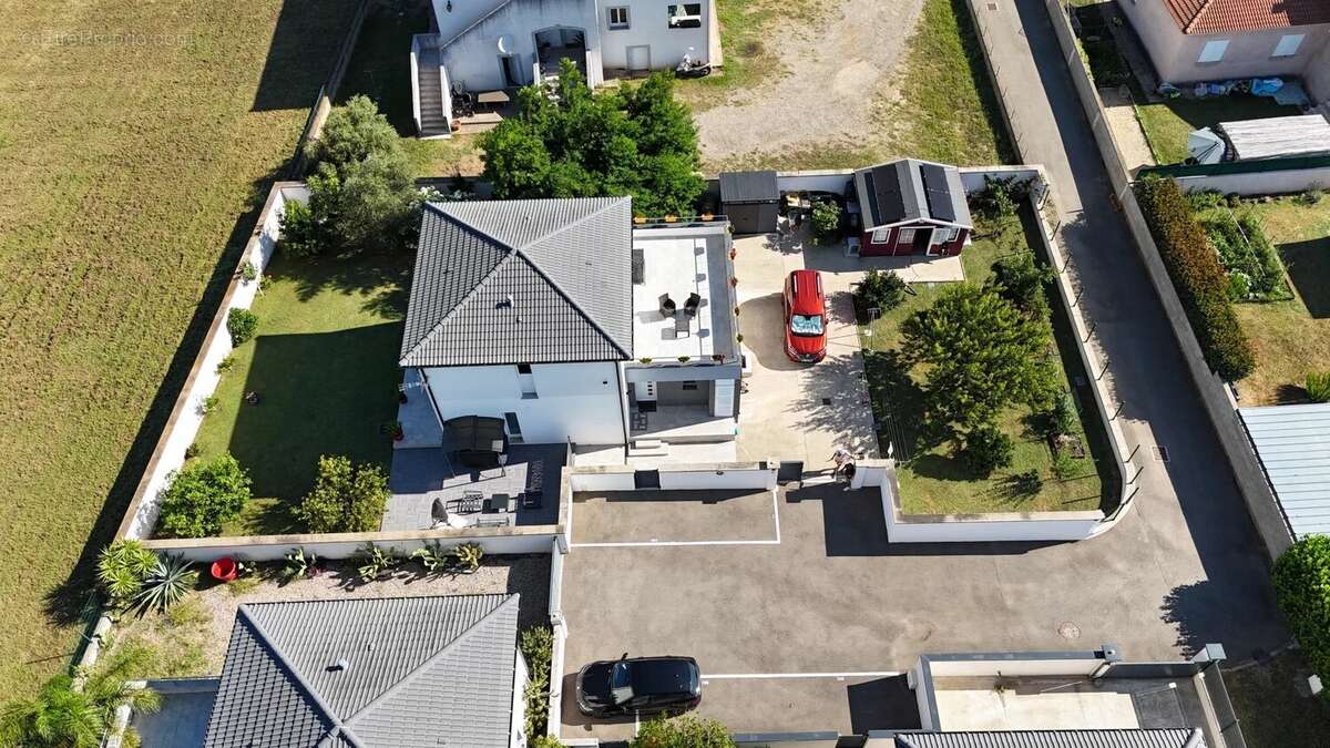 Maison à SANTA-LUCIA-DI-MORIANI
