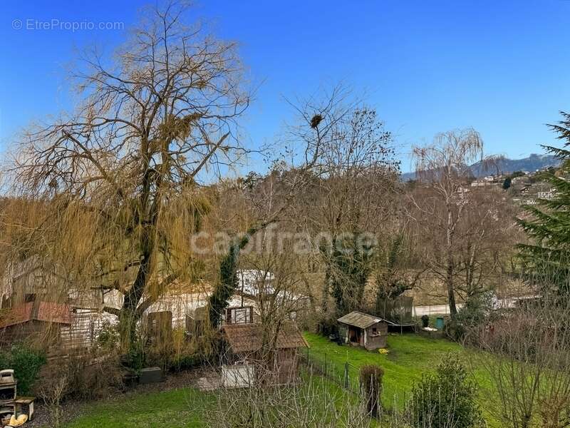Appartement à GRILLY