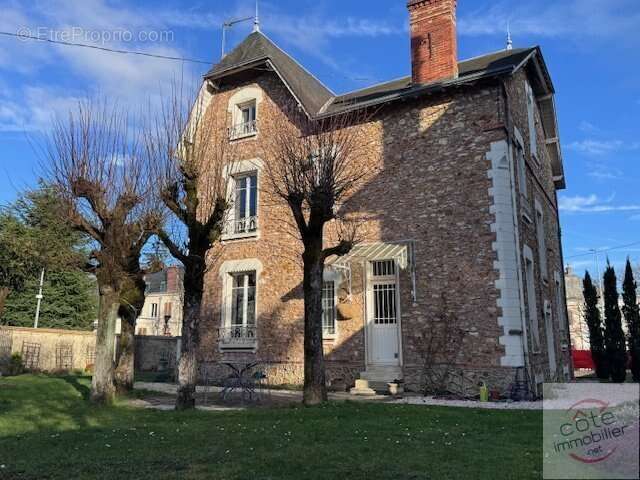 Maison à DOURDAN