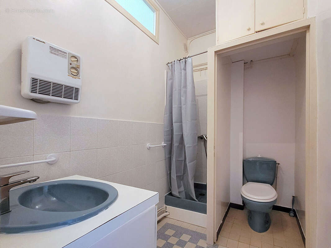 Appartement à MARSEILLE-5E