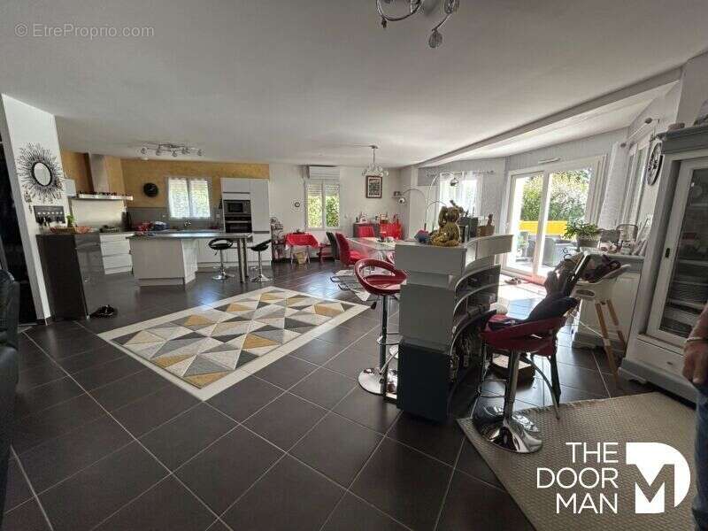 Maison à SAINT-MARTIN-D&#039;AUXIGNY