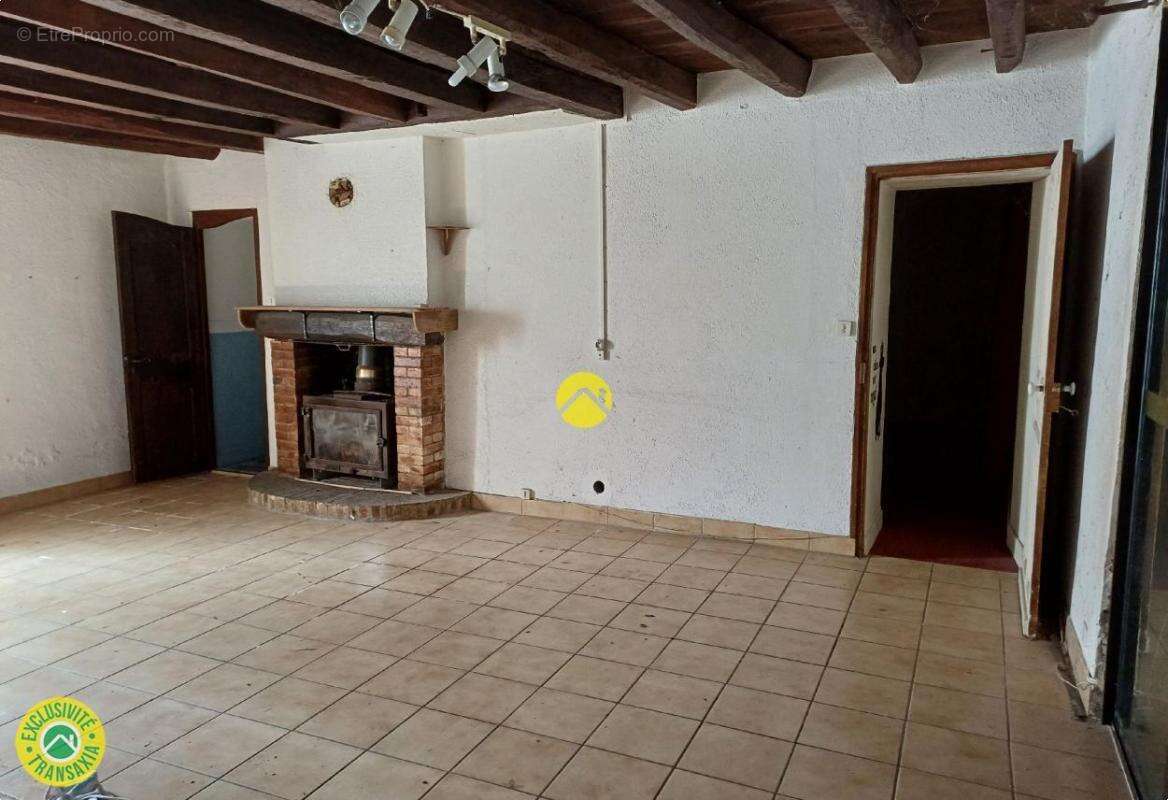Maison 85 m2 avec terrain 2035 m2 - photo 5