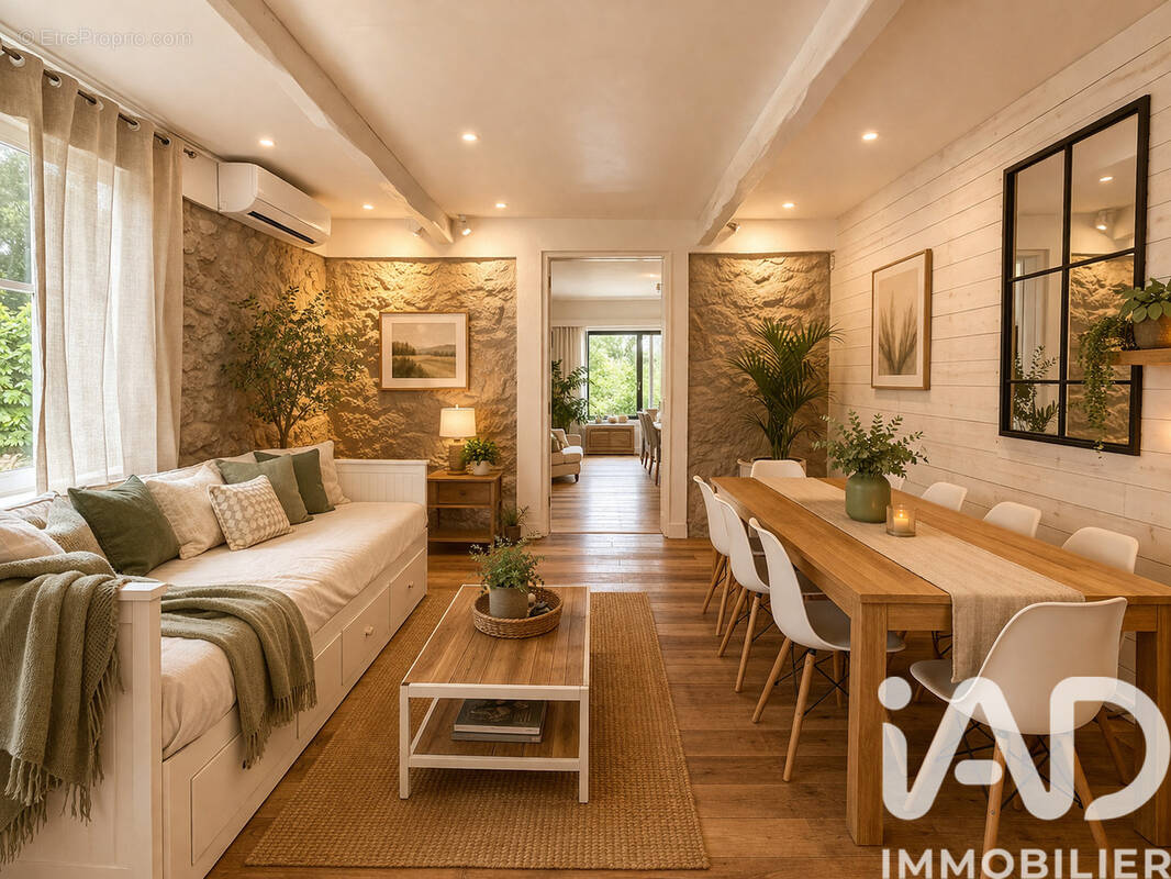 Photo 1 - Maison à FREJUS
