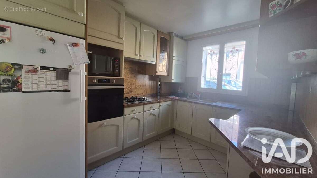 Photo 8 - Maison à LESIGNY