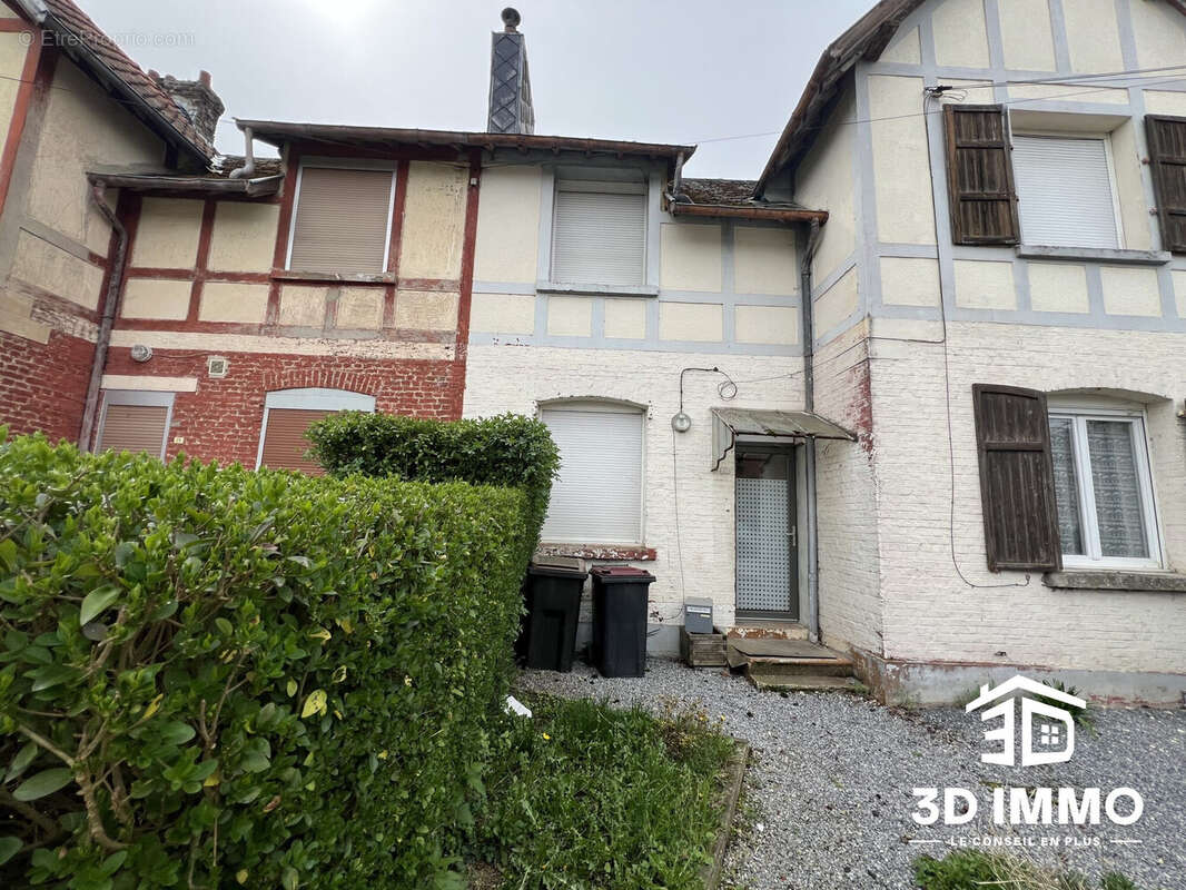 Maison à SAINS-DU-NORD