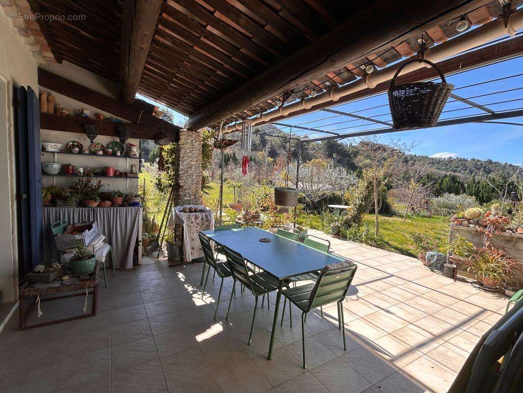 Maison à SAINT-ROMAN-DE-MALEGARDE