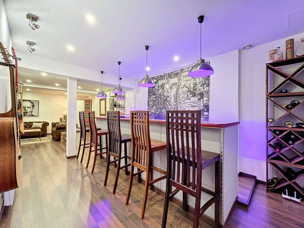 Appartement à SAINT-MAUR-DES-FOSSES