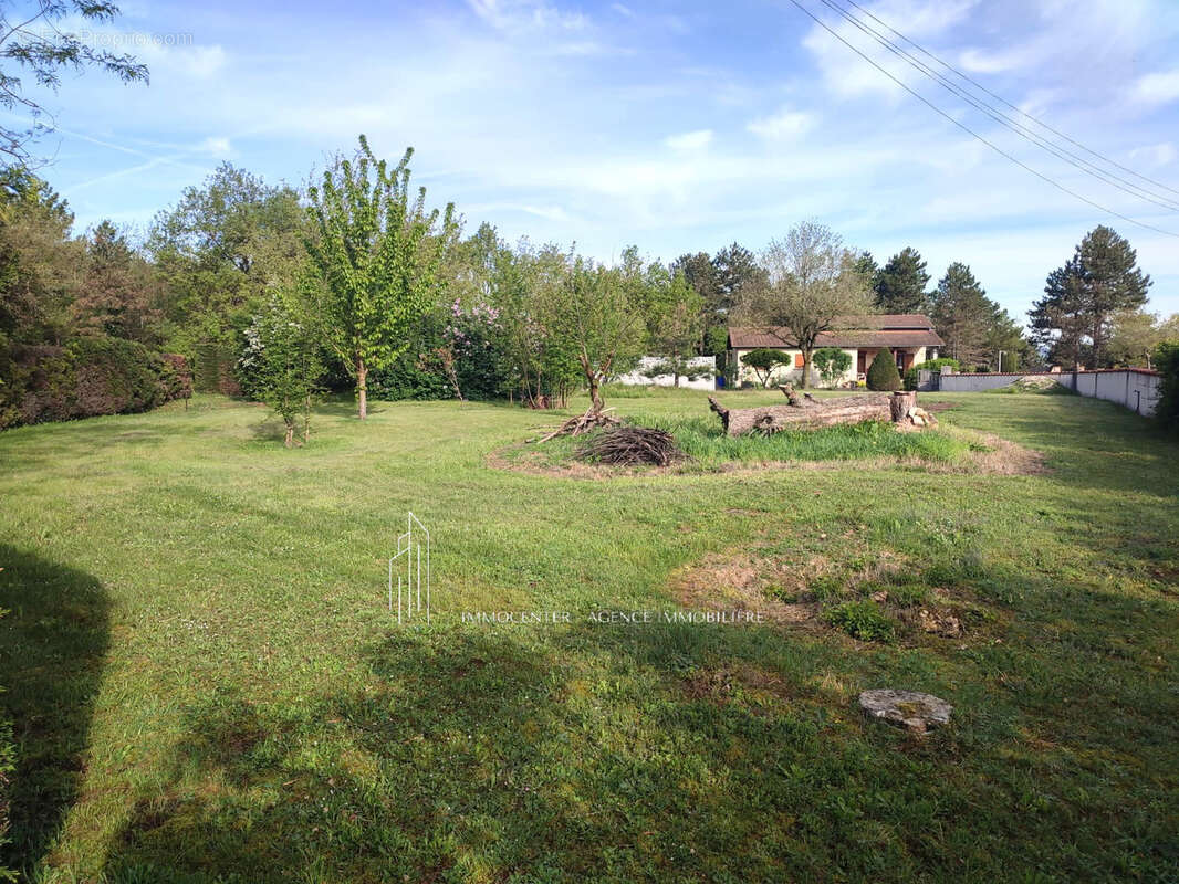 Drôme - CHATUZANGE-LE-GOUBET - Terrain de 1063m2 non viabilisé - IMMOCENTER - photo 2