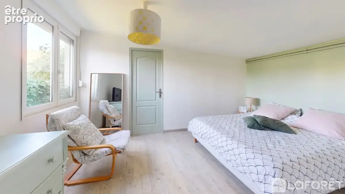 A vendre, Maison familiale, Reims nord, 4 chambres, Volume, Charme, Jardin. - photo 11