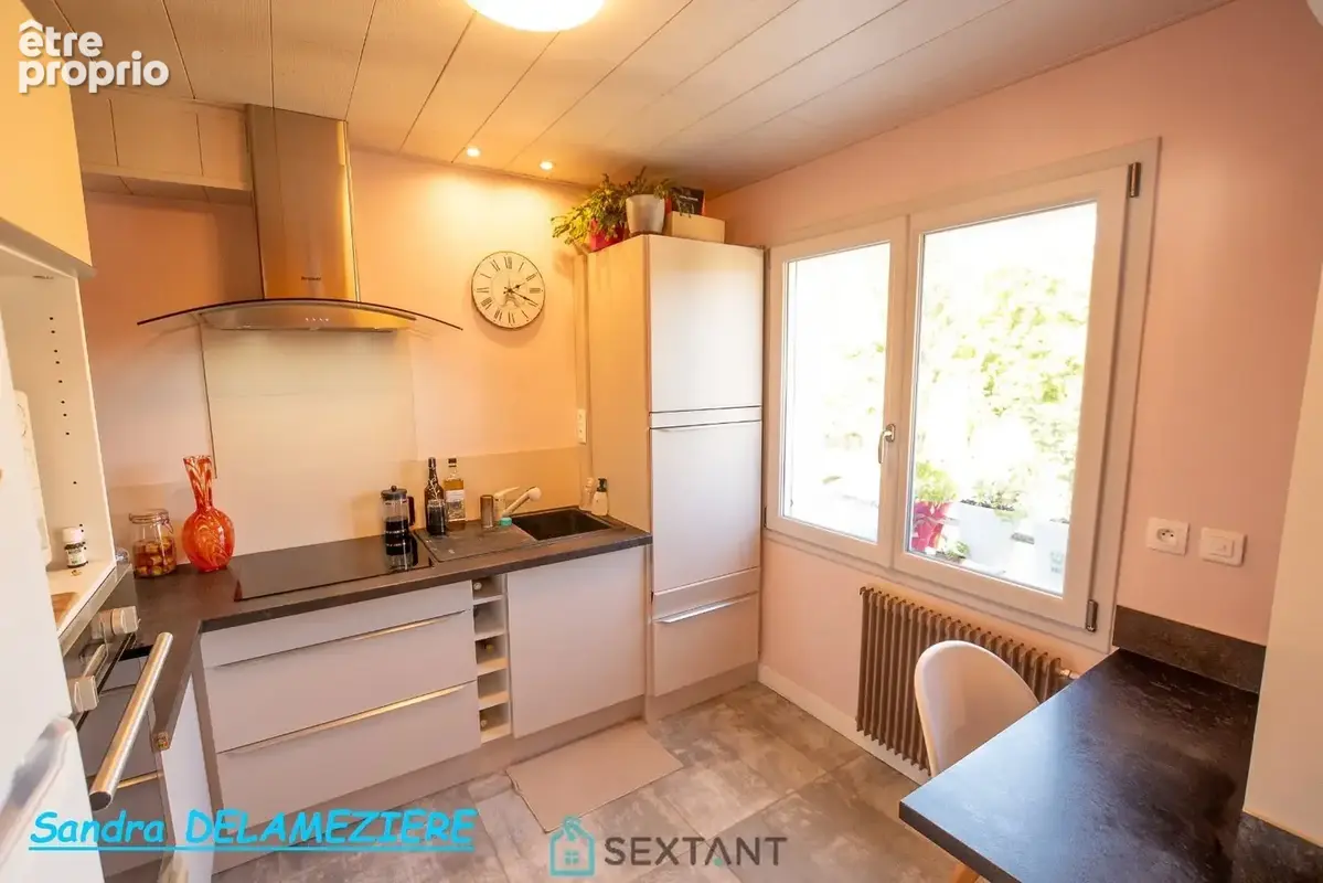 Maison avec sous sol, jardin, garage - photo 1