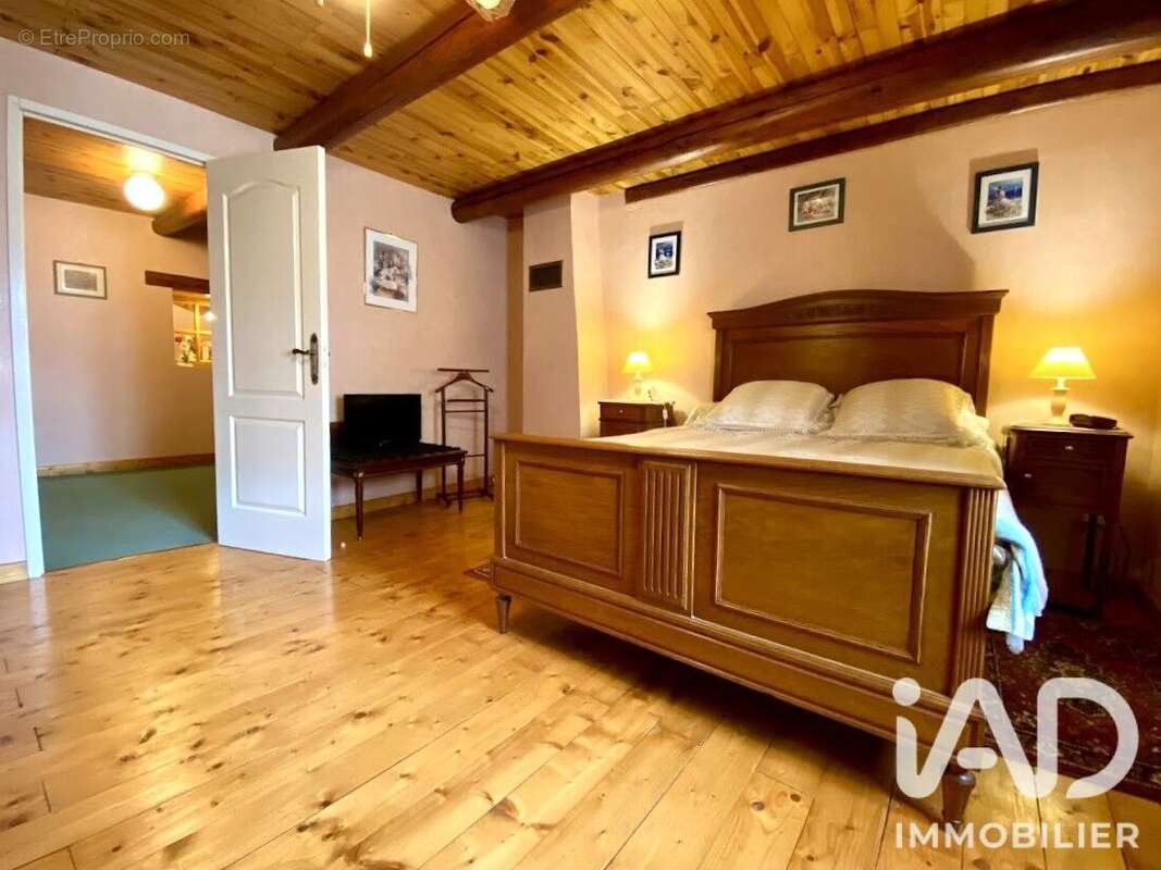 Maison 147 m² à Dore-L'eglise  - photo 8