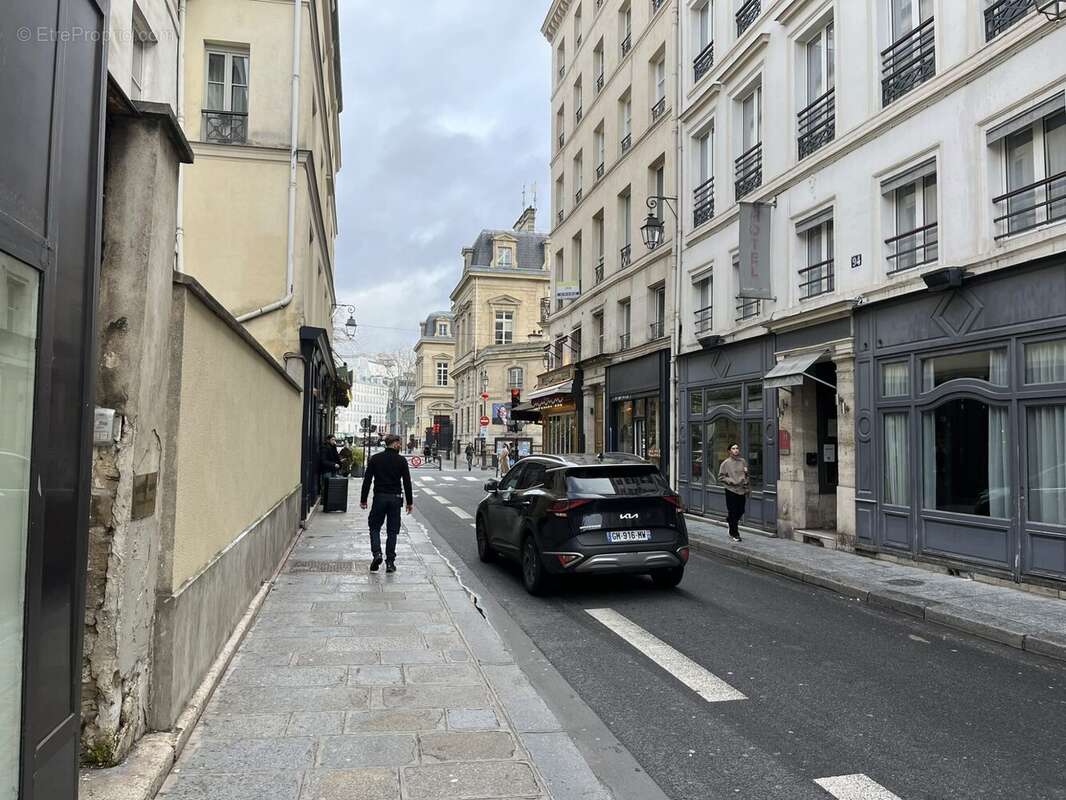 Commerce à PARIS-3E