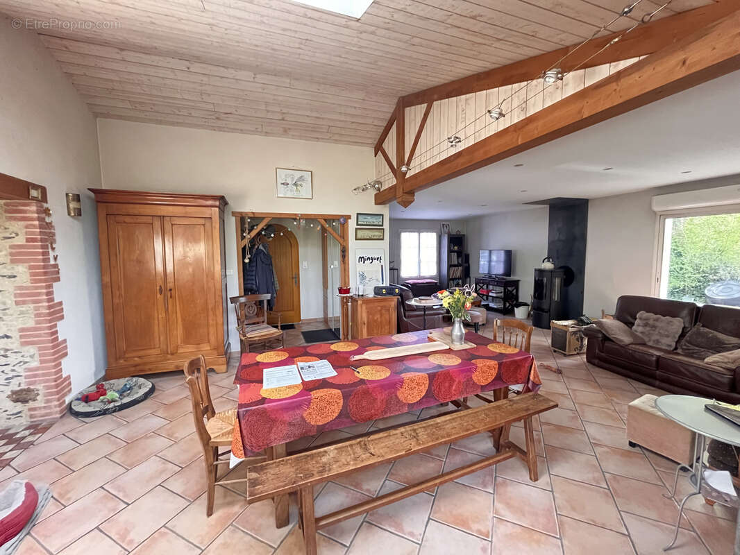 Maison à LES CLOUZEAUX