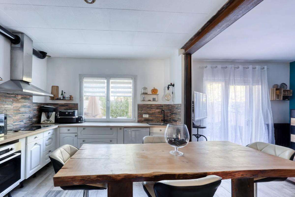 Appartement à HYERES