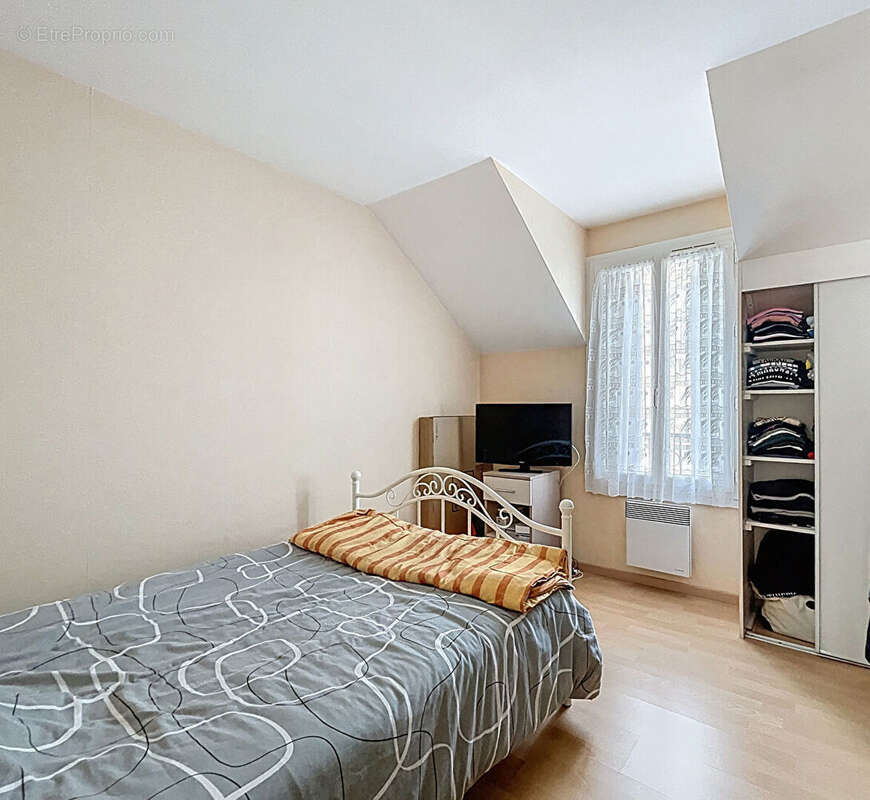 Maison à LIMEIL-BREVANNES