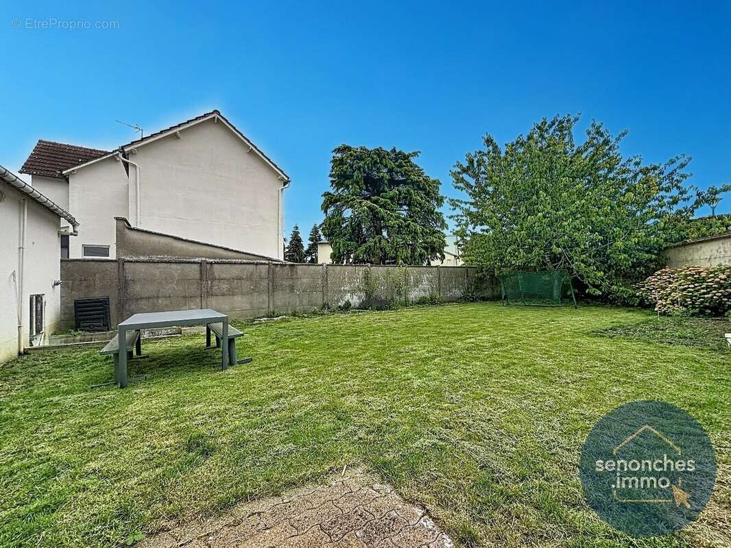 Maison de ville 4 pièces  86 m²  3 chambres  Centre-ville de Le Coudray - photo 24
