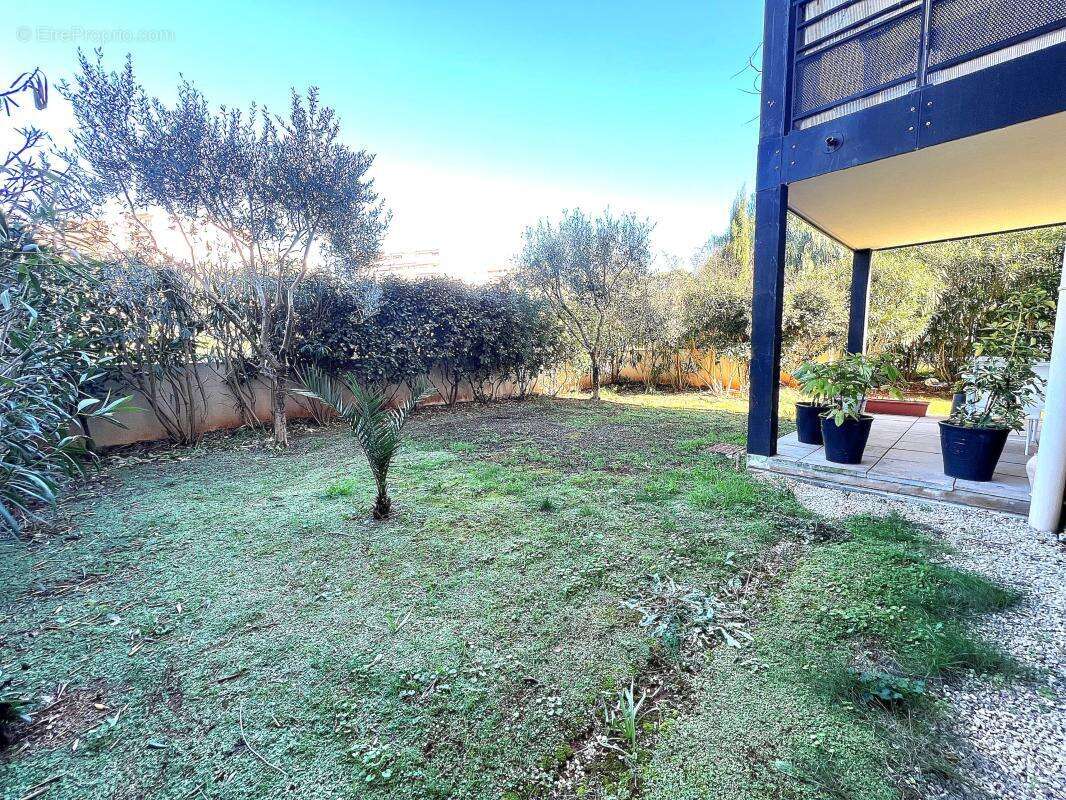 Appartement à LE CANNET