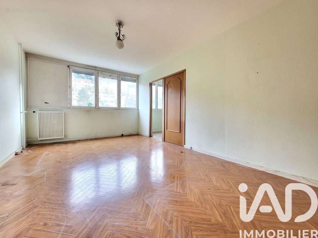Photo 2 - Appartement à SAINT-ETIENNE