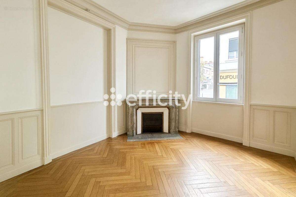Appartement à VILLEURBANNE