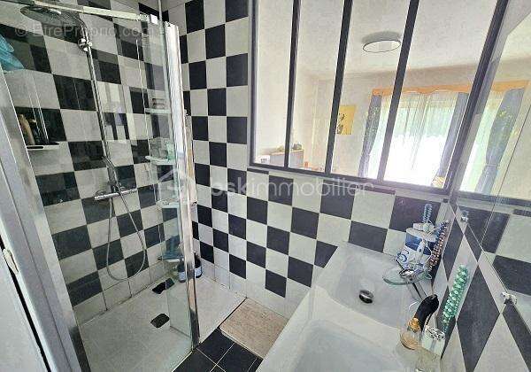 Maison à SAINT-ANDRE-DE-CUBZAC