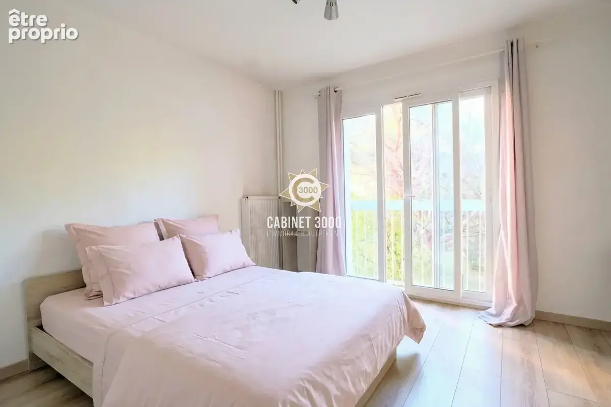 M2333 - LA VALETTE DU VAR - La Coupiane - Appartement T4 - Véranda - photo 10