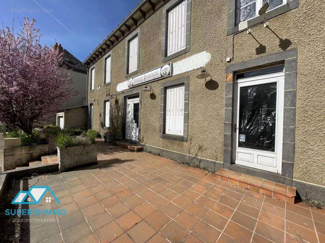 Maison à LA CHAPELLE-LAURENT