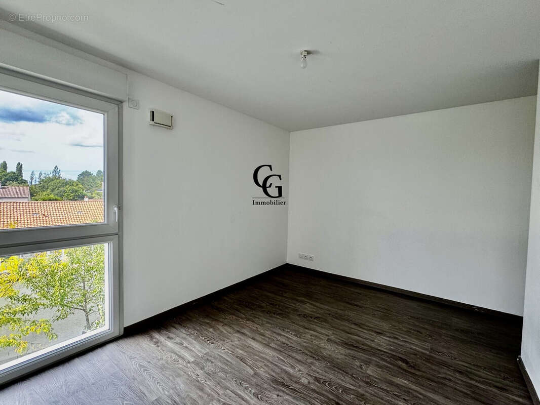 Appartement à LES SORINIERES