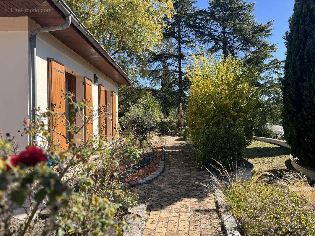 Maison à ARTIGUES-PRES-BORDEAUX