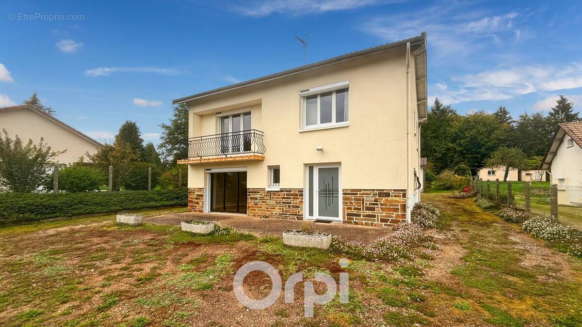 Maison à RILHAC-RANCON