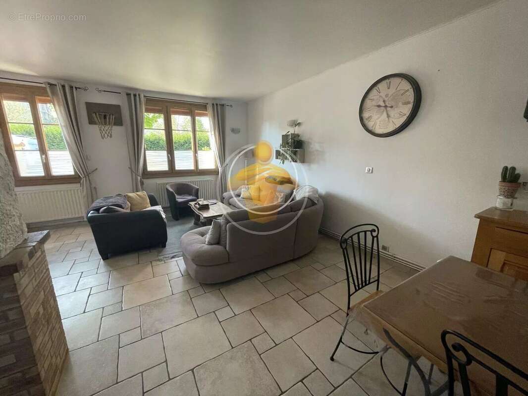 Maison à TERGNIER