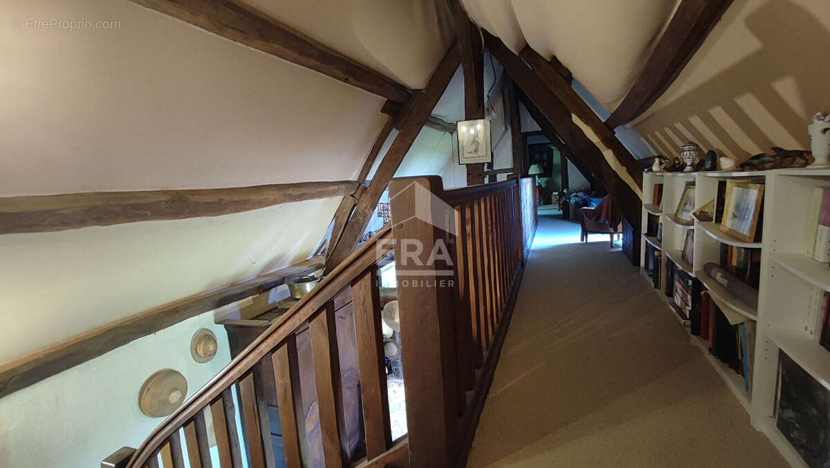 Maison à THIRON-GARDAIS