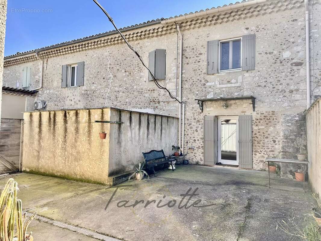 Maison à CHATEAUNEUF-DU-RHONE