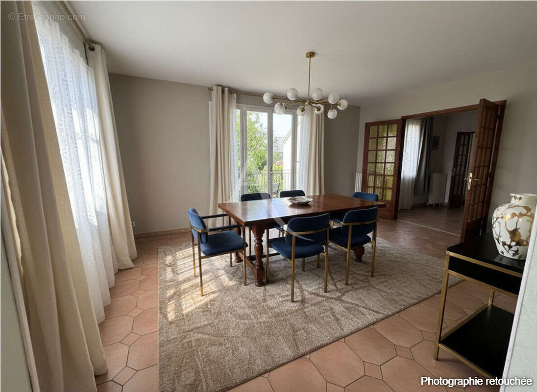 Serris  - Le charme d'une maison familiale au coeur du vieux bourg - photo 4