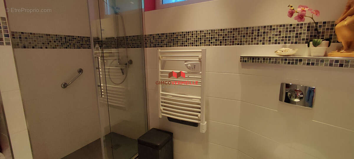 Appartement à LA CELLE-SAINT-CLOUD