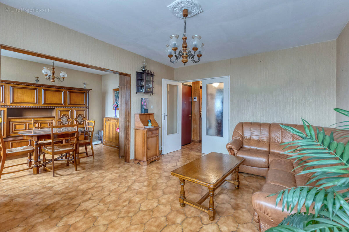 Appartement à ECHIROLLES