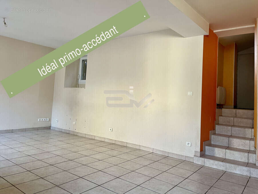 Maison à MONT-NOTRE-DAME