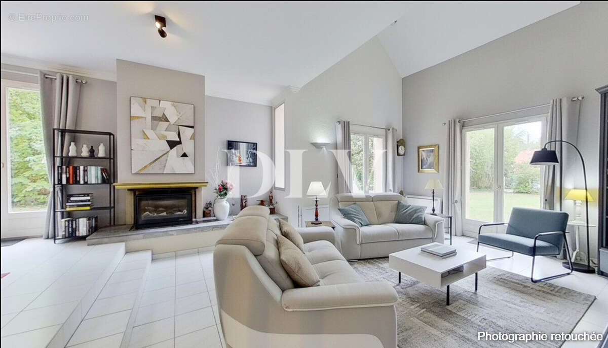 Maison à VULAINES-SUR-SEINE