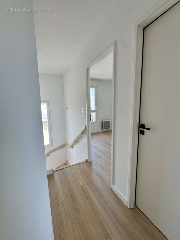 Appartement neuf T5 sur Montpellier à la Pompignane - photo 13