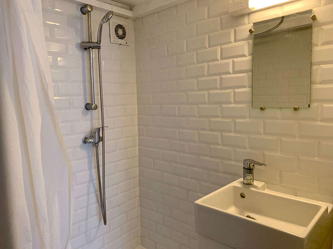 Studio de 19 m² à avec locataire en place - photo 6