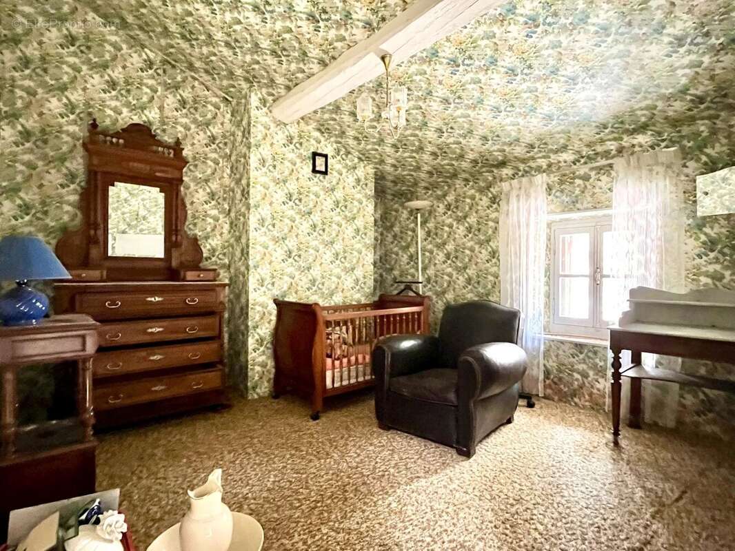 Maison à LASTOURS
