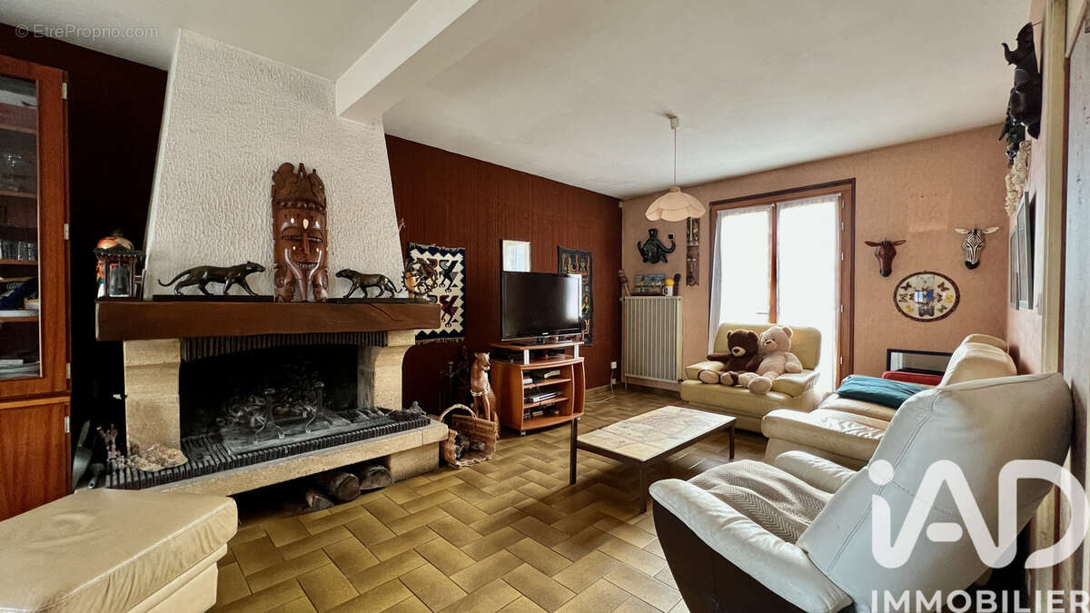 Photo 2 - Maison à MANDRES-LES-ROSES