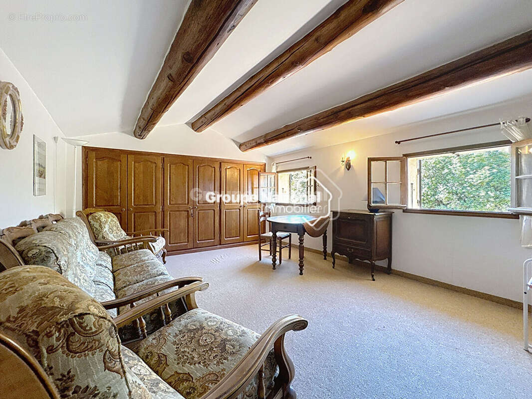 Maison à CHEVAL-BLANC