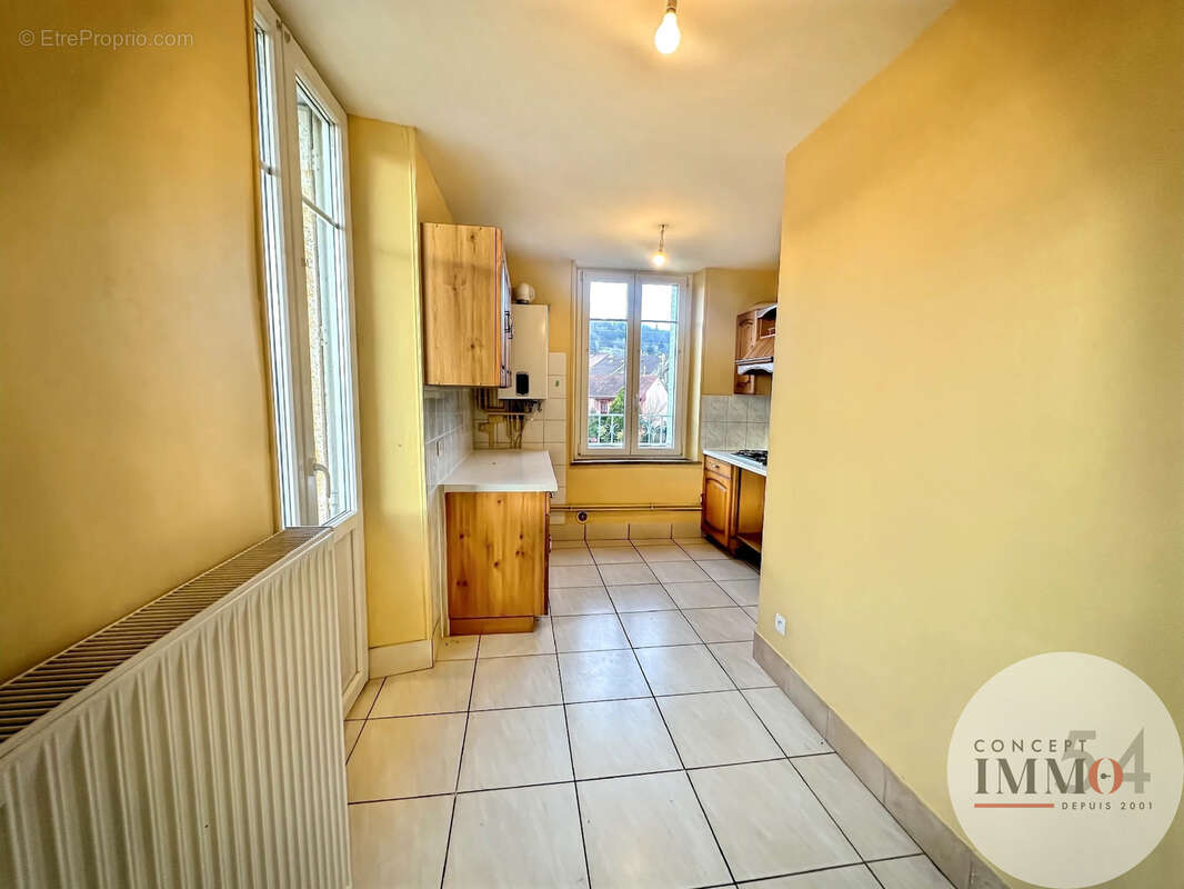 Appartement à JEZAINVILLE