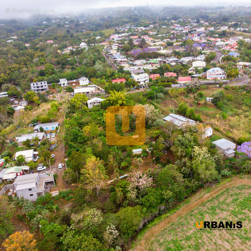 Terrain à SAINT-PAUL